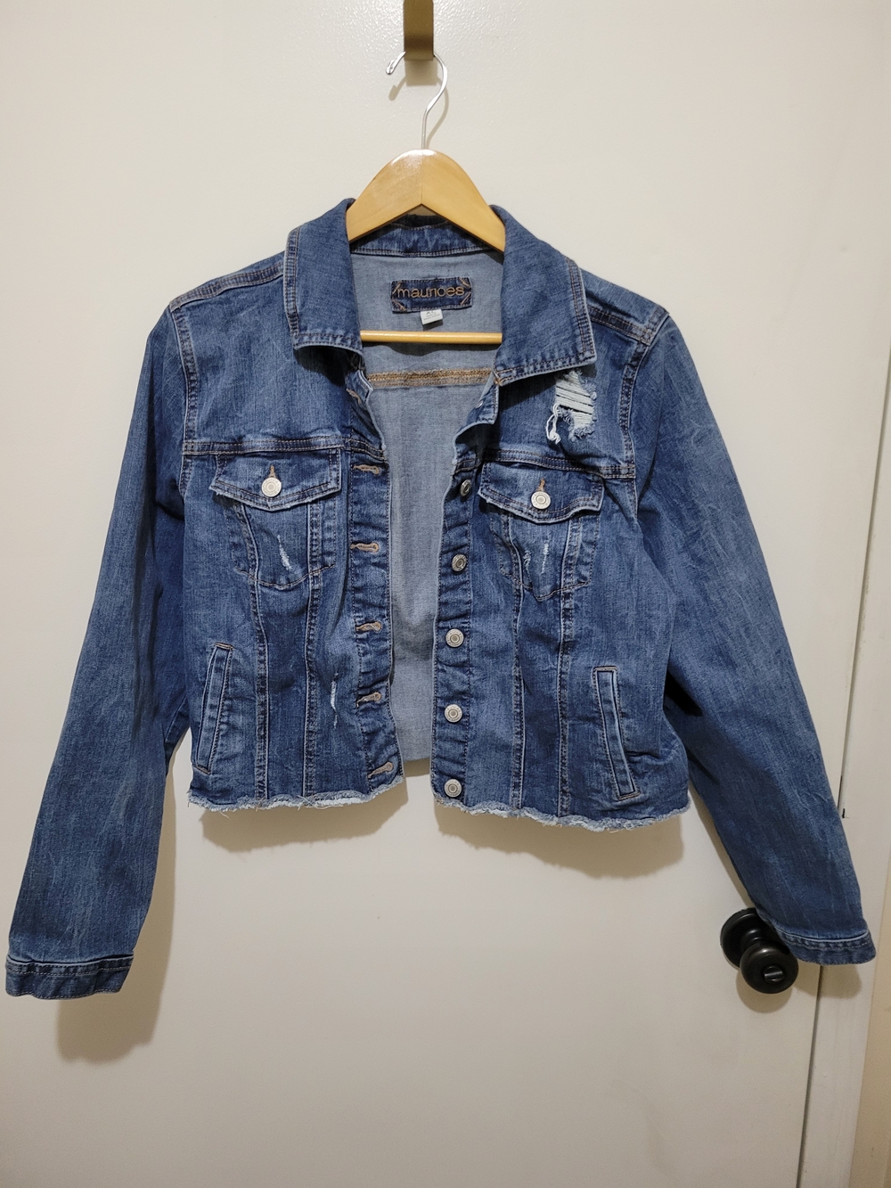 Maurices Ladies Medium Blue Distressed Denim Jacket - Size XL